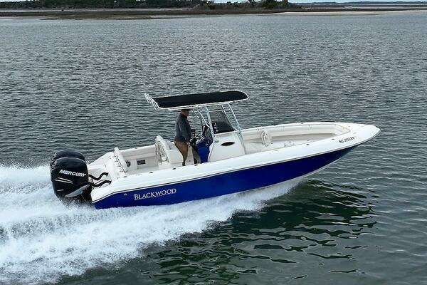 Photo of the 2012 Blackwood 27