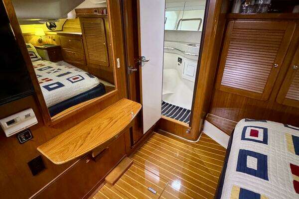 Catalina 470 Yacht For Sale