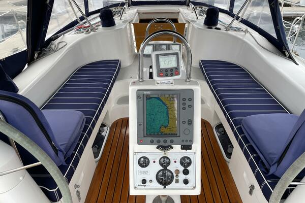 Hale Moana 47ft Catalina Yacht For Sale