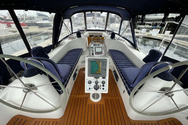 Hale Moana 47ft Catalina Yacht For Sale