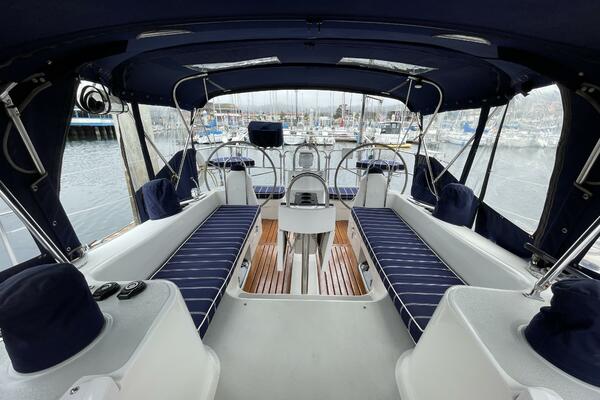 Hale Moana 47ft Catalina Yacht For Sale