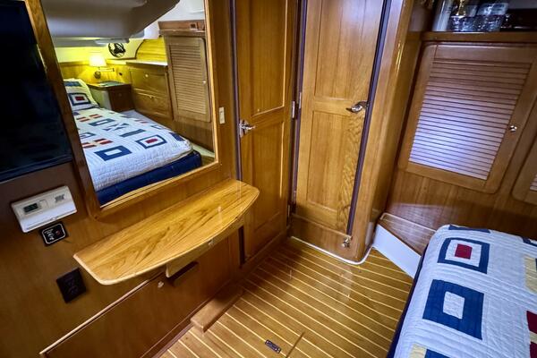 Hale Moana 47ft Catalina Yacht For Sale