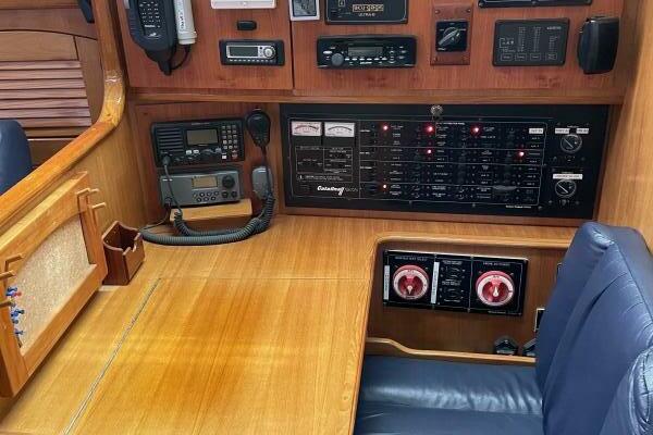 Hale Moana 47ft Catalina Yacht For Sale