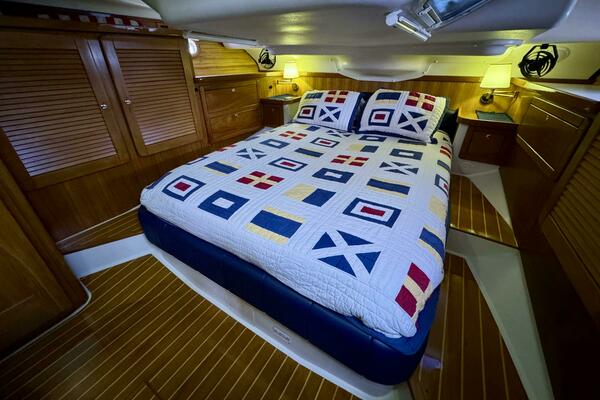 Hale Moana 47ft Catalina Yacht For Sale