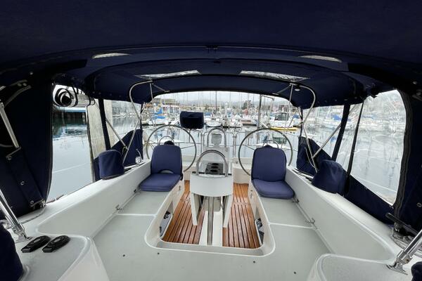 Hale Moana 47ft Catalina Yacht For Sale