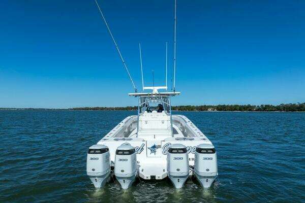 2023 SeaHunter 38
