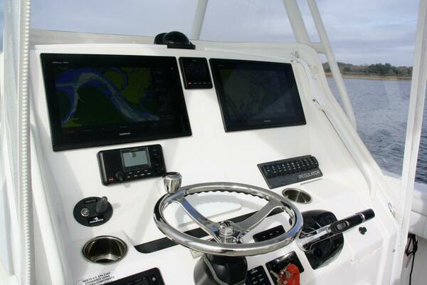 Regulator 34 Perchy- Helm