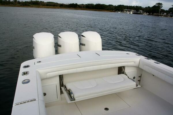 Regulator 34 Perchy- Cockpit