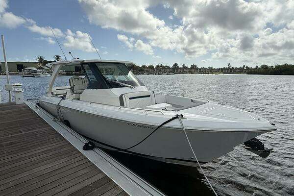 34-ft-Tiara Sport-2021-34 LS-Stuart Florida United States yacht for sale