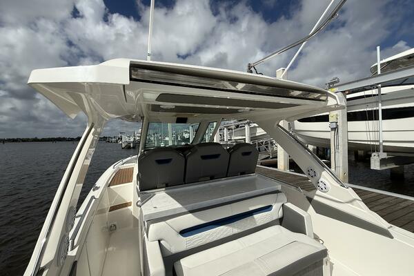 34ft Tiara Sport Yacht For Sale