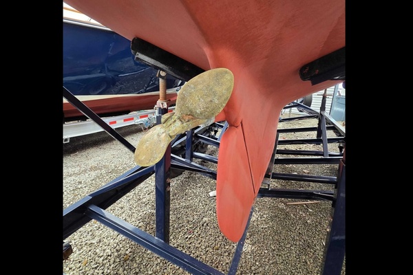 HOPE  26ft Herreshoff Yacht For Sale