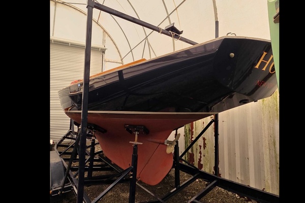 HOPE  26ft Herreshoff Yacht For Sale