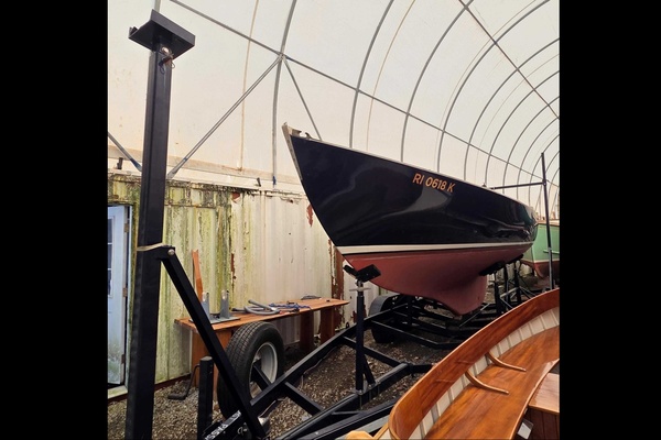 HOPE  26ft Herreshoff Yacht For Sale
