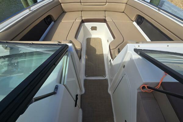 Cool Change 27ft Sea Ray Yacht For Sale