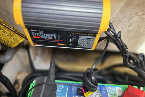 Cool Change 27ft Sea Ray Yacht For Sale