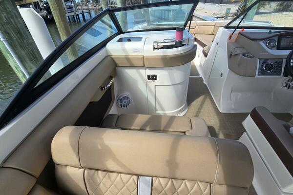 Cool Change 27ft Sea Ray Yacht For Sale