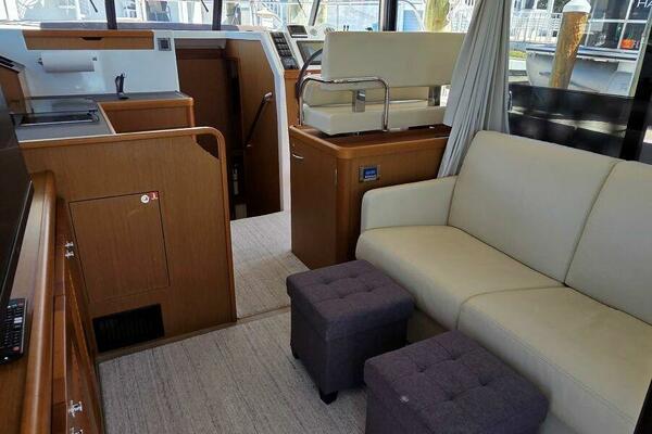 Mary Alyce 35ft Beneteau Yacht For Sale