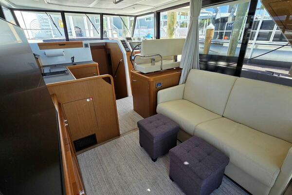 Mary Alyce 35ft Beneteau Yacht For Sale