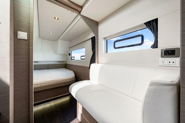 2021 Fountaine Pajot MY4.S