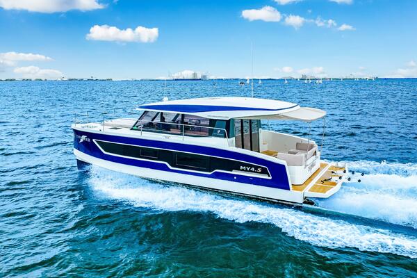 2021 Fountaine Pajot MY4.S