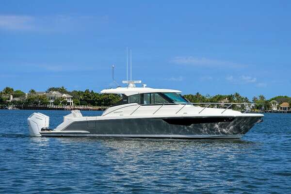 43-ft-Tiara Yachts-2022-43 LE-2022 43 Tiara LE North Palm Beach Florida United States  yacht for sale