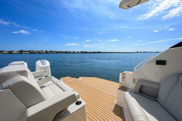 2022 Tiara Yachts 43