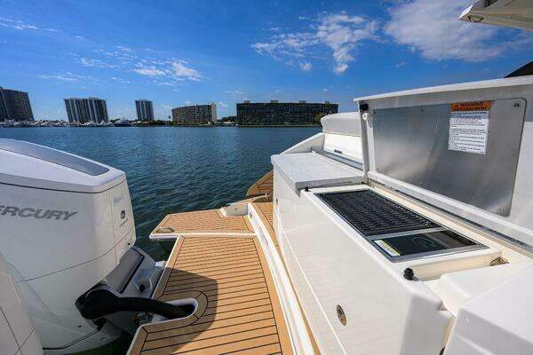 2022 Tiara Yachts 43