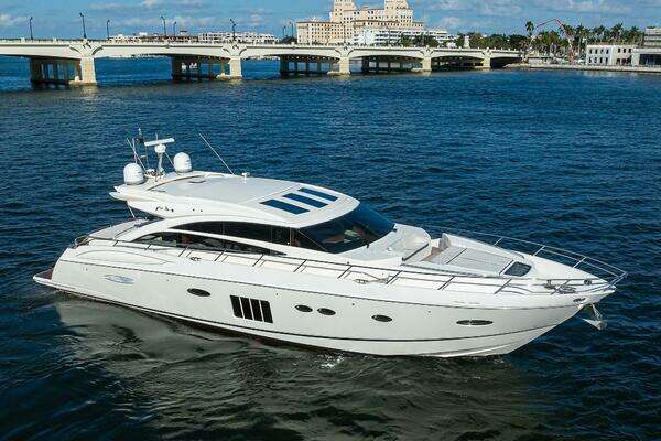 2013 Princess 72