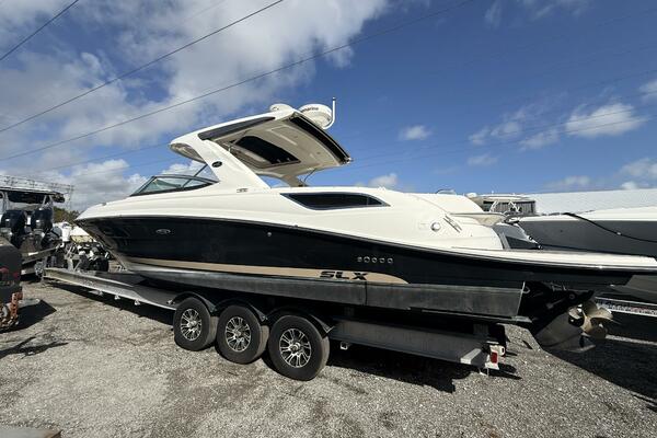 2015 Sea Ray SLX 350