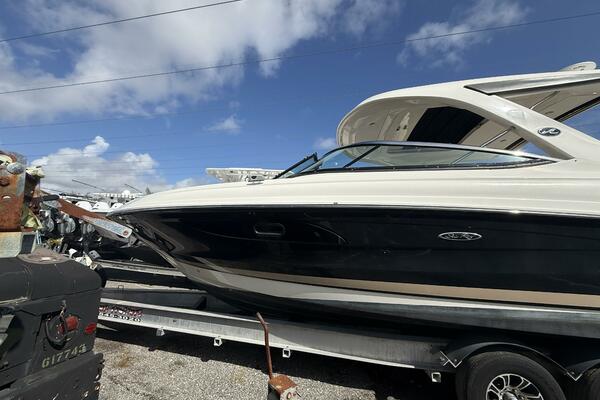 35ft Sea Ray Yacht For Sale