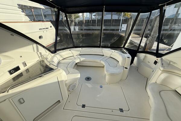 56ft Cruisers Yachts Yacht For Sale