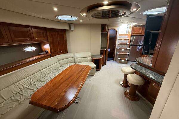 2007 Cruisers Yachts 56