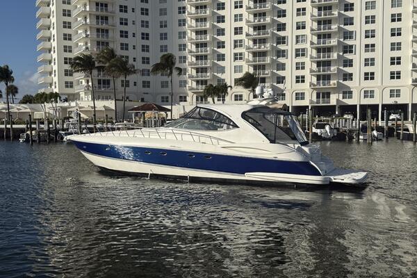 56ft Cruisers Yachts Yacht For Sale
