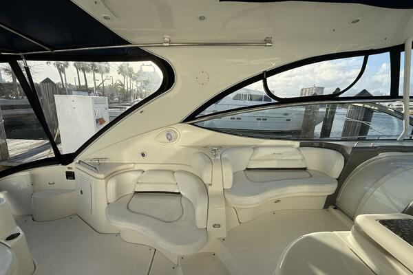 56ft Cruisers Yachts Yacht For Sale