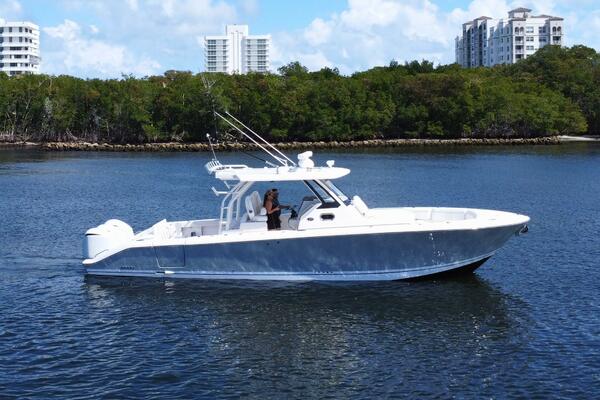 Pursuit 38 - PERSEVERANCE - Starboard Profile