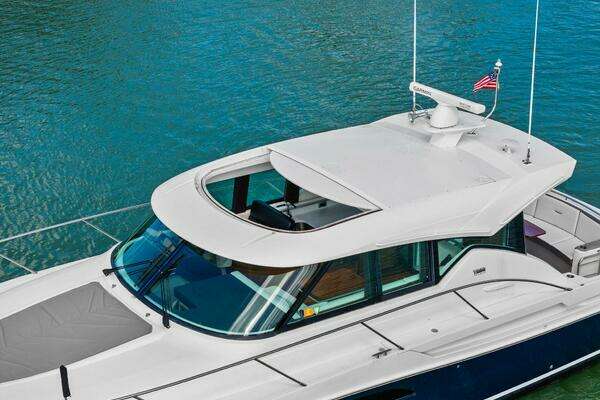 2018 Tiara Yachts 44