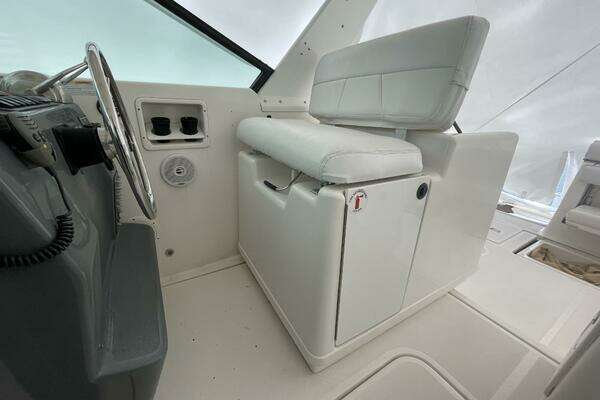 Photo of the 2003 Tiara Yachts 3100 Open