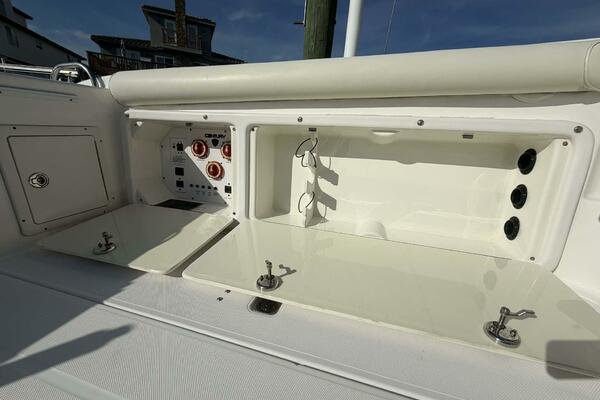 RUTHIE B 32ft Century Yacht For Sale