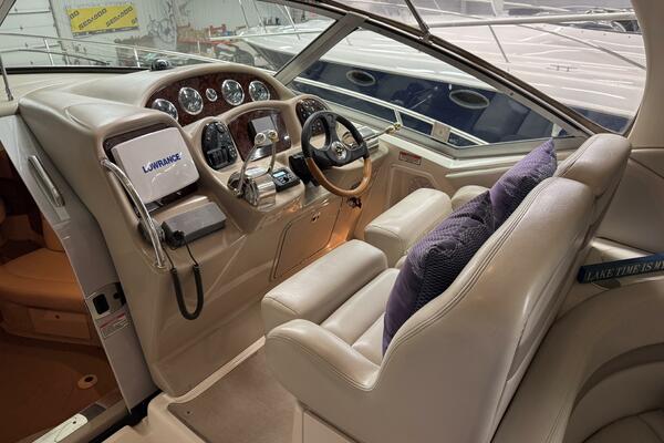 32ft Sea Ray Yacht For Sale