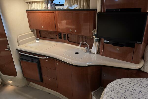 32ft Sea Ray Yacht For Sale