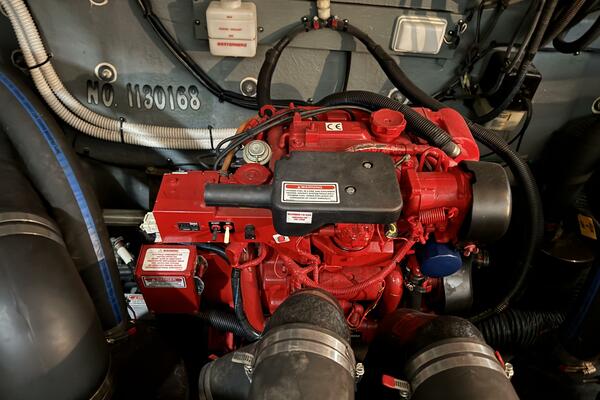 32ft Sea Ray Yacht For Sale