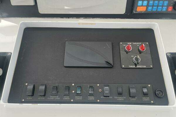 Broward Custom Extended Yacht For Sale