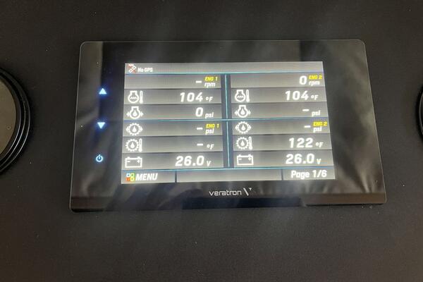 Veratron Engine Data Screen