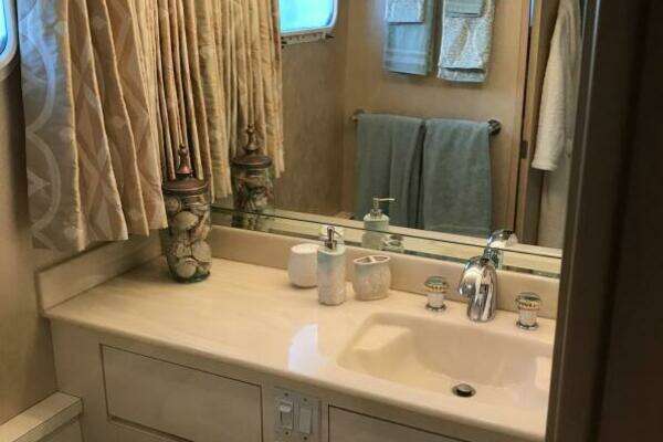 Broward Custom Extended Yacht For Sale