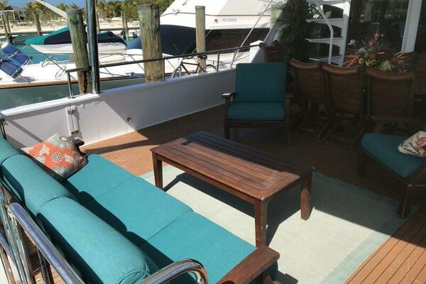 Aft Deck Seating  