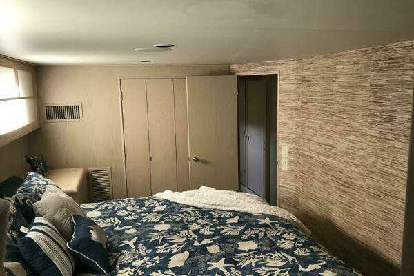 Broward Custom Extended Yacht For Sale