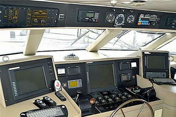 Pilothouse dash before 2026 refit