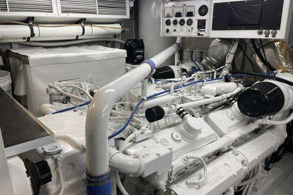 Broward Custom Extended Yacht For Sale