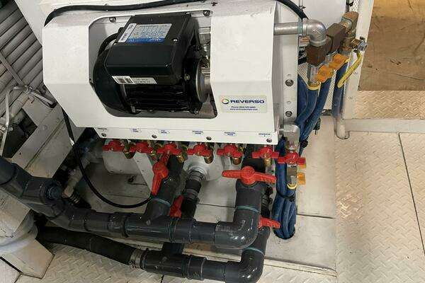 Broward Custom Extended Yacht For Sale