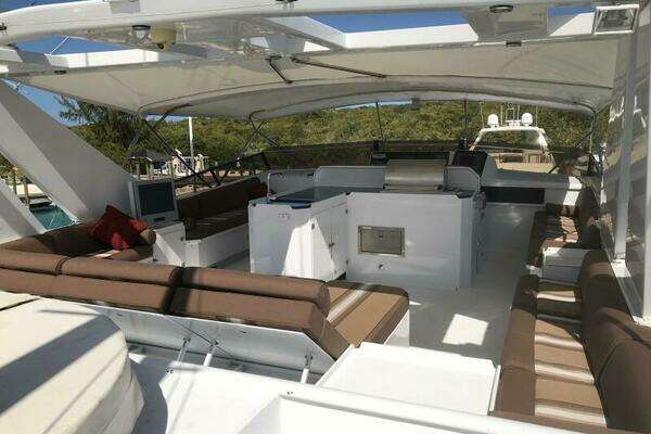 Broward Custom Extended Yacht For Sale